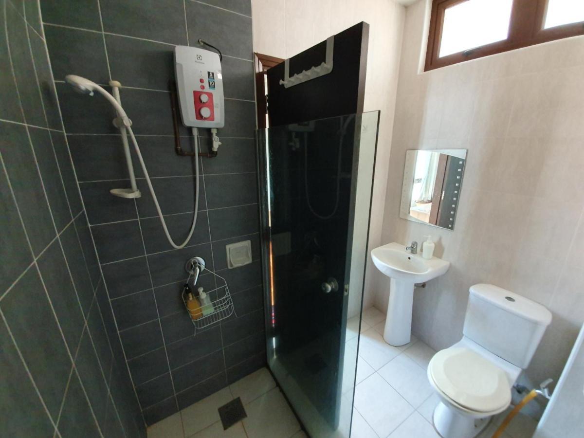 Apartamento Eden Cosy Living Batu Ferringhi Exterior foto